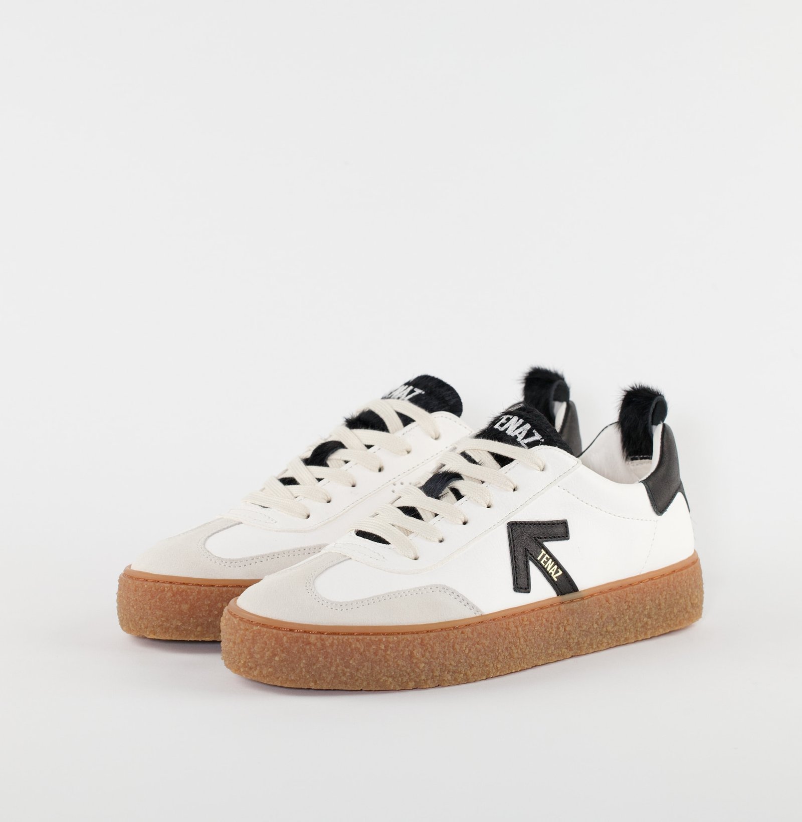 OLHAMAR 4.0PW TNZ WHITE+PACK BLACK LEFT TWO
