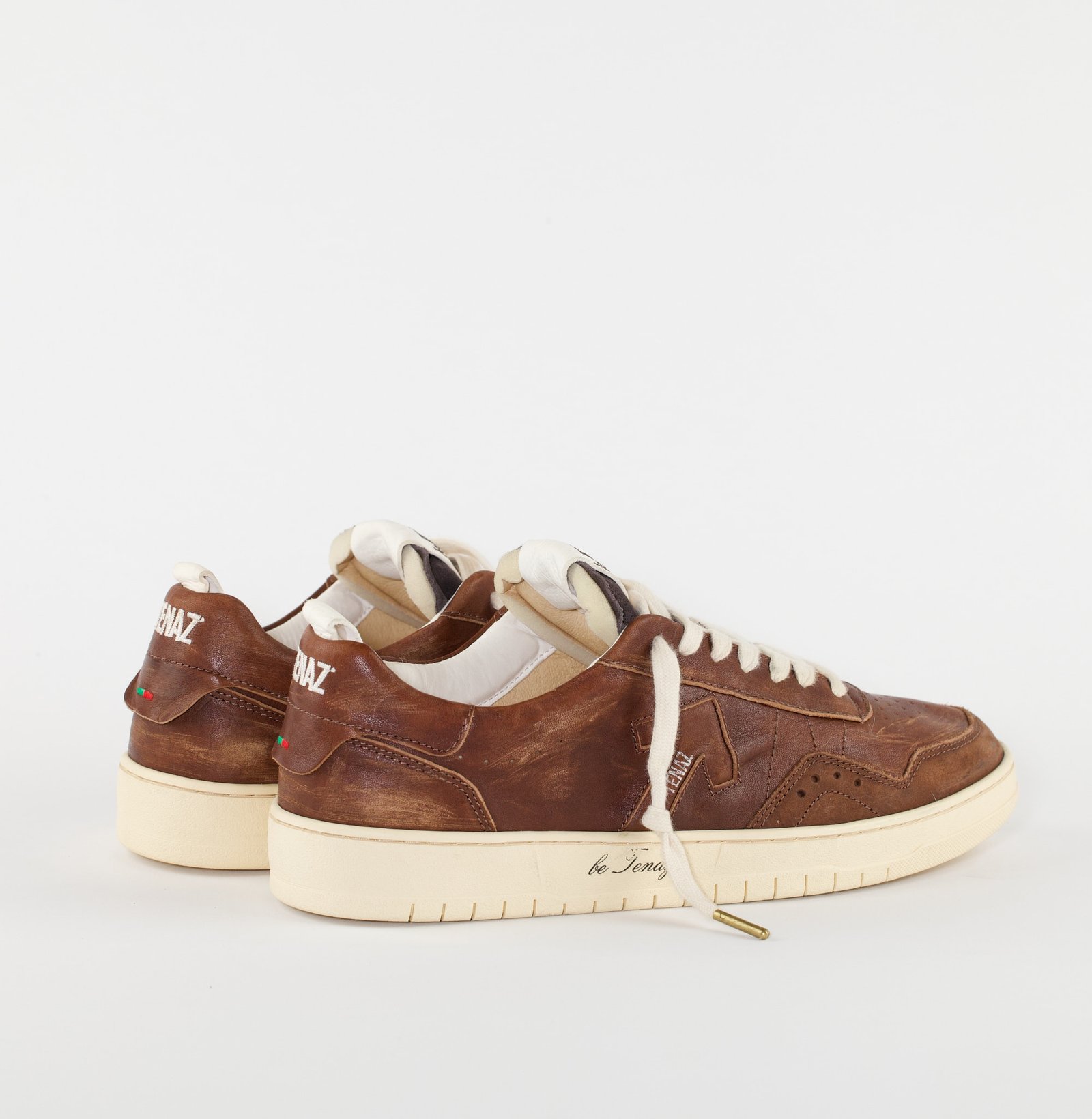 TENACITY 85.1LMWT Aged Cognac RIGHT TWO BACK jpg